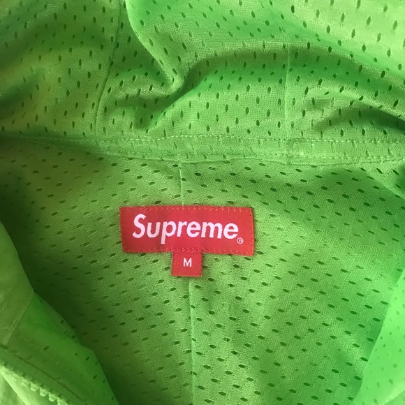 Men’s Supreme pullover - Picture 4 of 5